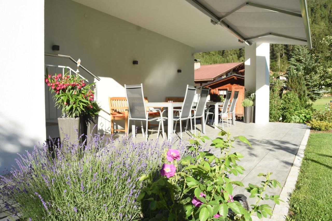 Apart Caecilia Ried im Oberinntal Exterior foto