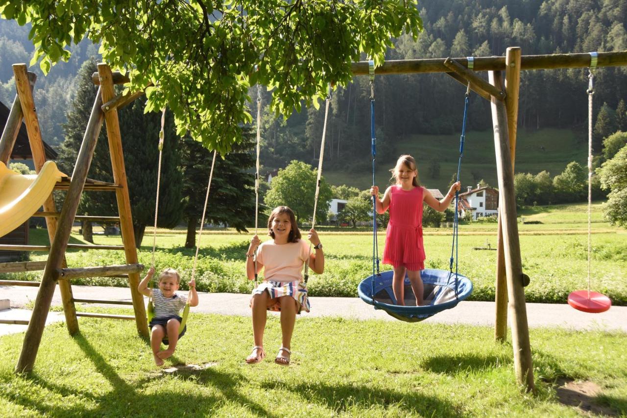 Apart Caecilia Ried im Oberinntal Exterior foto