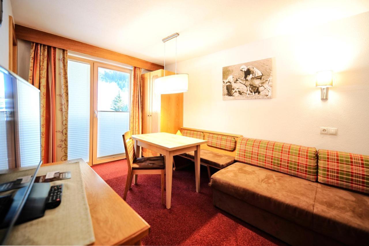 Apart Caecilia Ried im Oberinntal Exterior foto